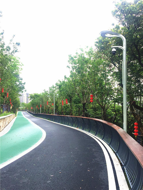 高速公路智慧路灯